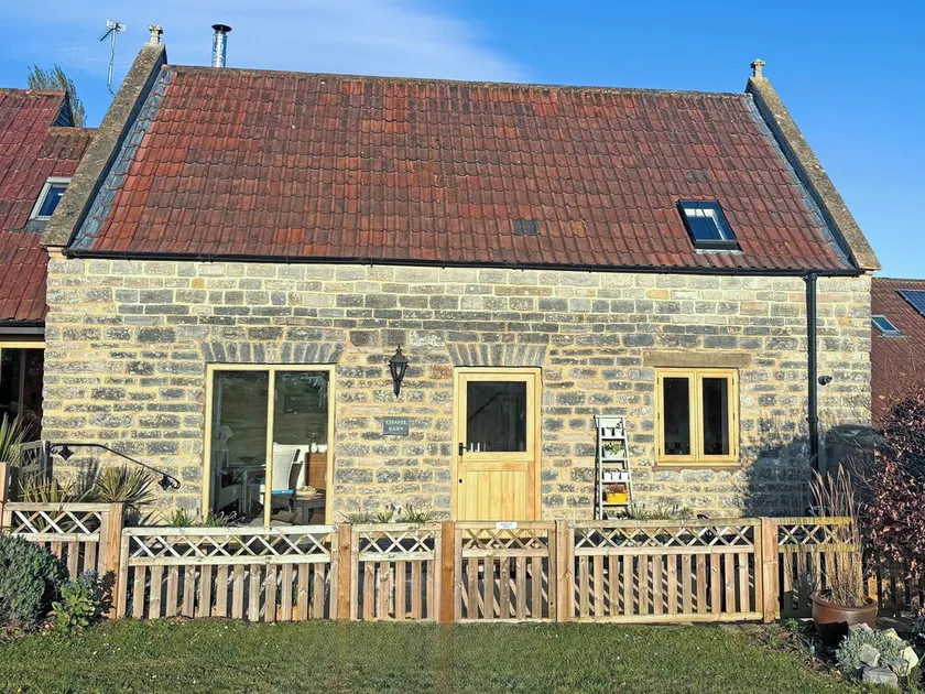 Chapel Barn - UK46738 - Image 1
