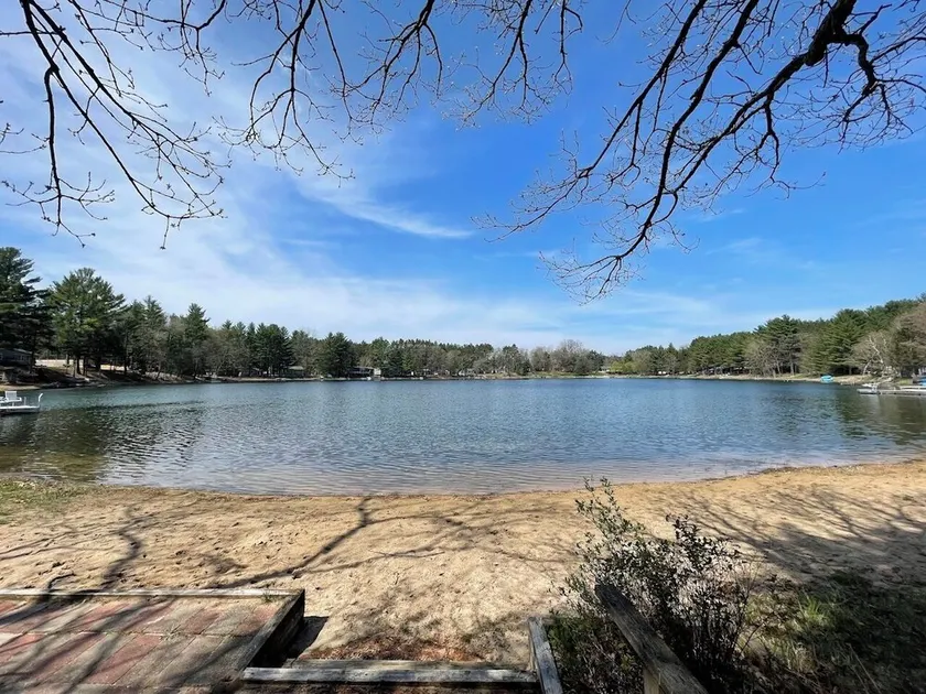 Quiet Lake with Kayaks and Direct Beach Access! - Image 1
