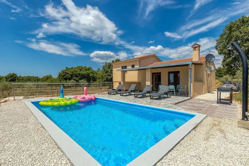 Holiday House Karbonaca With Private Pool - Image 1