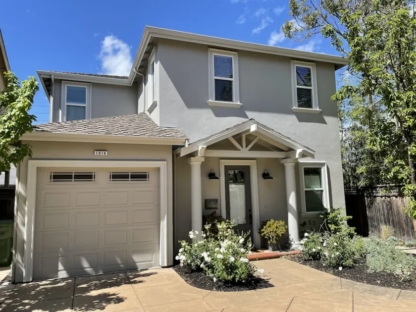 Wine country retreat within walking distance of restaurants, wineries and more - Image 1
