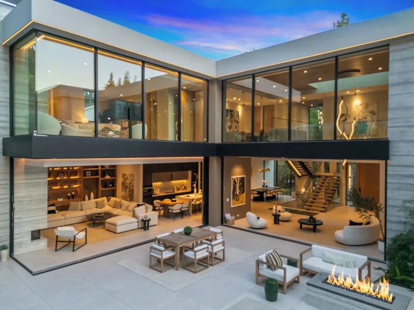 Hutton Modern - Image 1