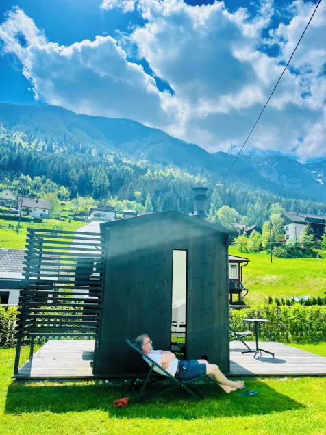 Wellness living at the foot of the mountain - Image 1