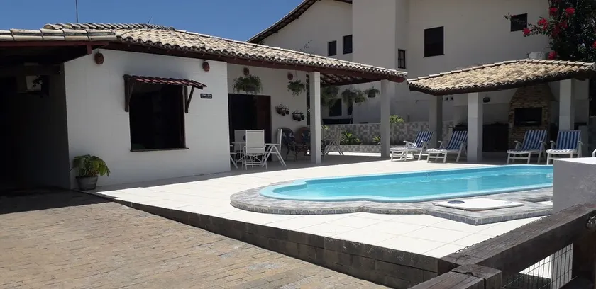 Grandma's house in Guarajuba, 150m from the beach. - Image 1