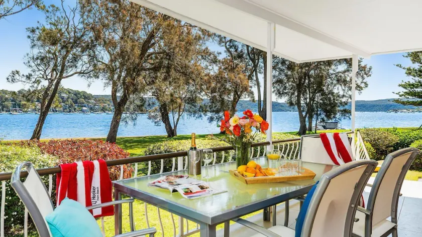 PALM BEACH COTTAGE by Palm Beach Holiday Rentals - Image 1