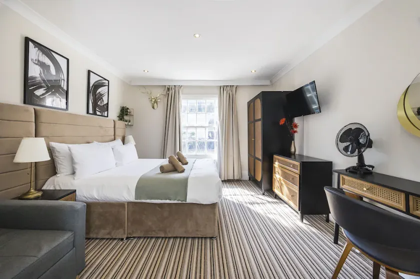 Islington Quarter - Image 1