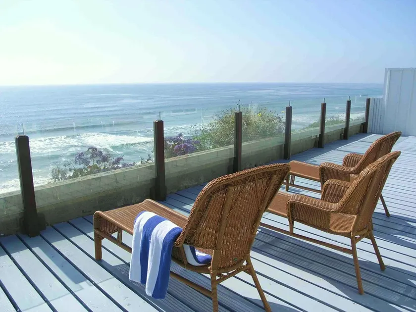 Oceanfront 4Br House, uppvärmd inomhuspool, 10 sovplatser - Image 1