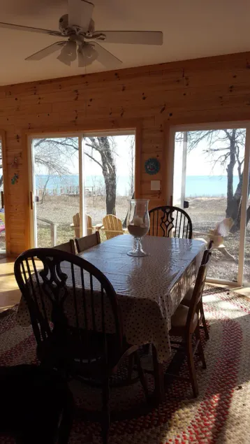 The Dell Cottage: en privat Lakefront familieejede hjem på Lake Huron - Image 1