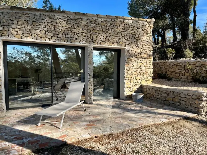 Provençal cabin under the pines - Sainte Victoire view - Image 1