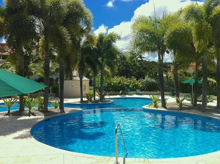 Palm Breeze Condo, Sugar Hill near Holetown - Beach Club Membership - Image 1
