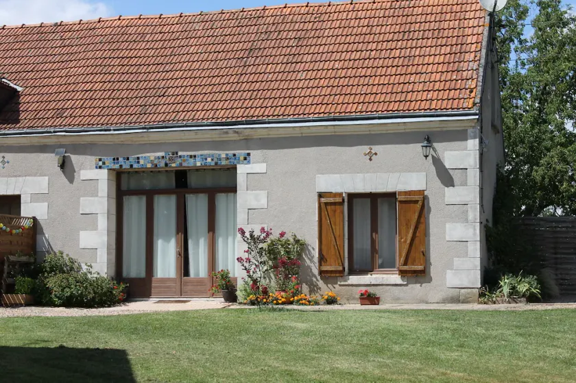 Cottage in the heart of the Loire Valley. - Image 1