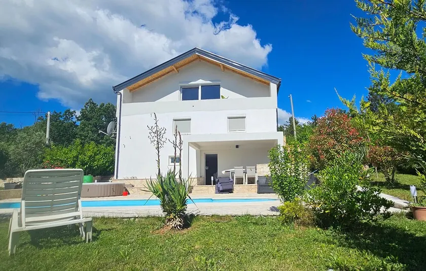 Gorgeous Home In Hrvace - Image 1