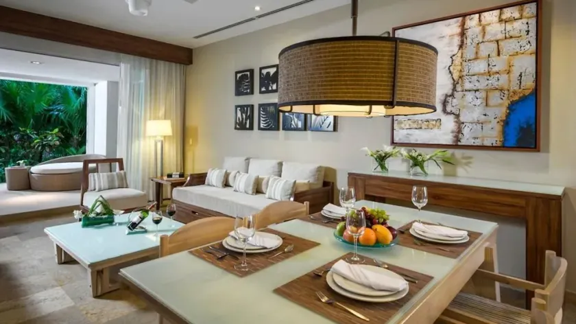 LUXURY RESORT IN NUEVO VALLARTA - Image 1