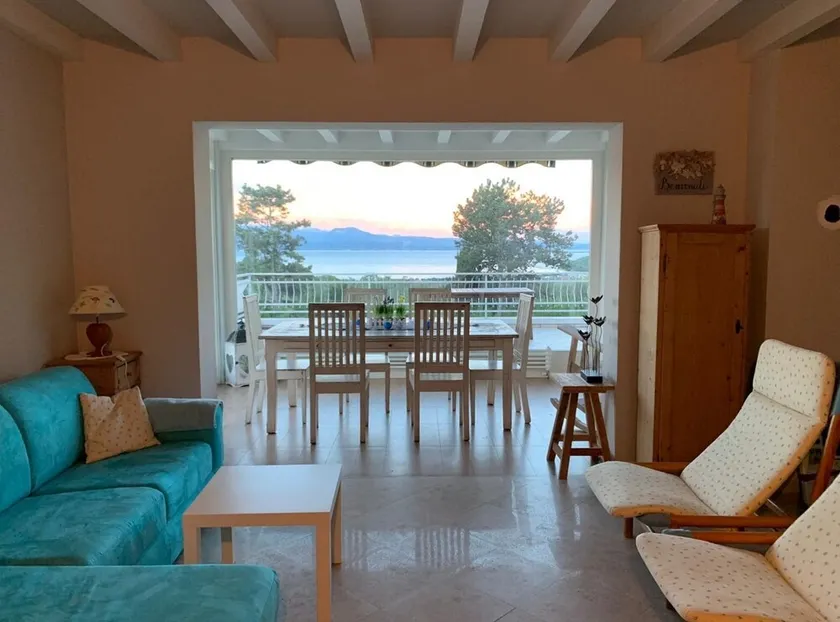 Villa with wonderful lake Garda view, garden and swimming pool - Image 1