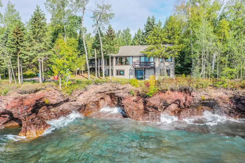 Stone Arch- Entire Large Home on Unique Lake Superior Shoreline - Image 1