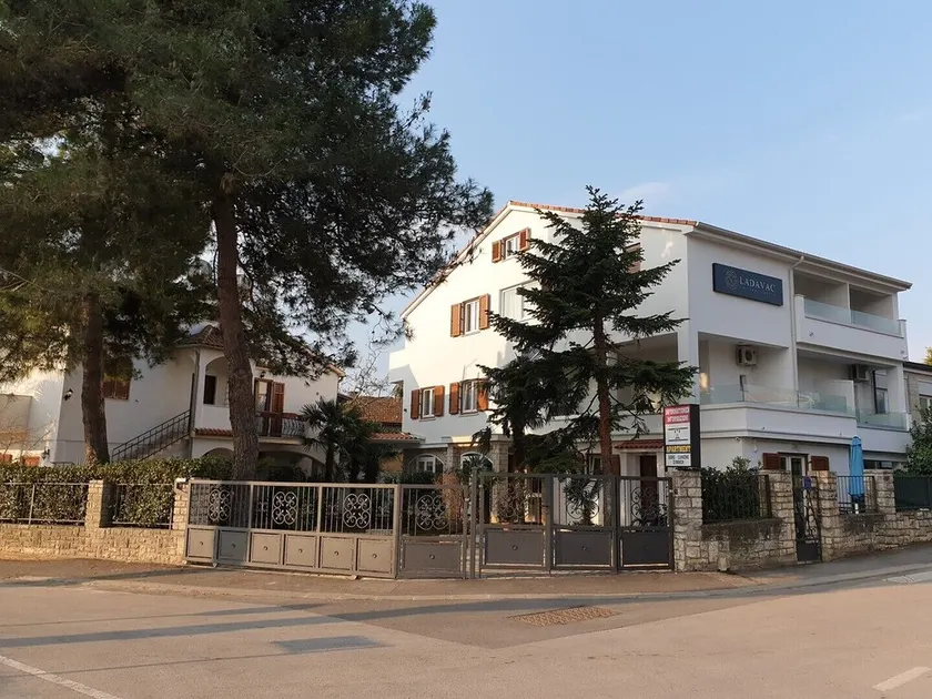 Villa Ladavac B&B / Premium Doubole Room with Terrace A3 - Image 1
