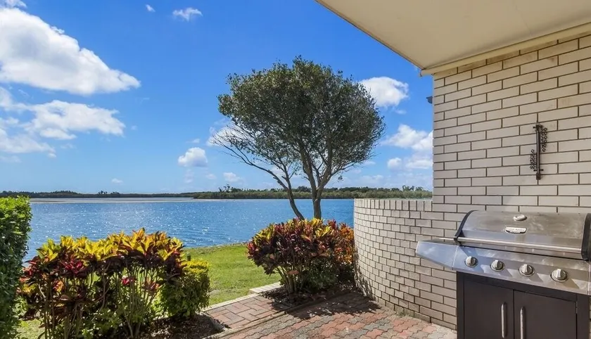 Peninsula Court 6 - LJHooker Yamba - Image 1