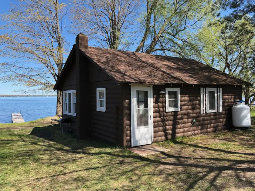 Cabin #7 - \"Waugoshance\" - Image 1