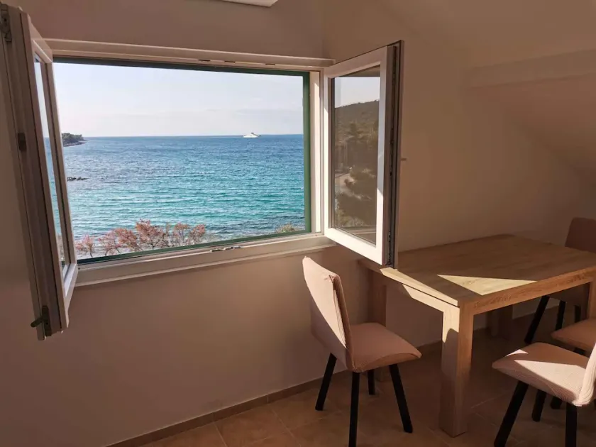 Semesterlägenhet vid havet med stor terrass - Image 1