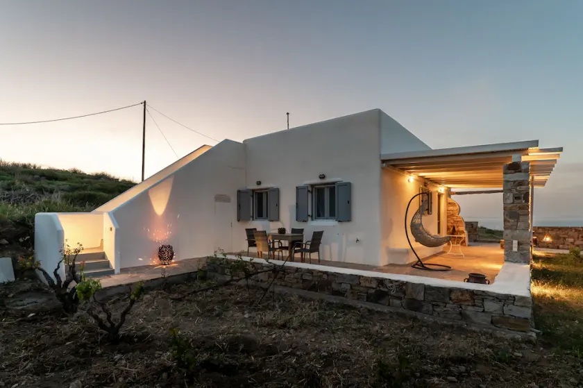 Kalliston, Romantic Villa with Amazing Sea View - Image 1