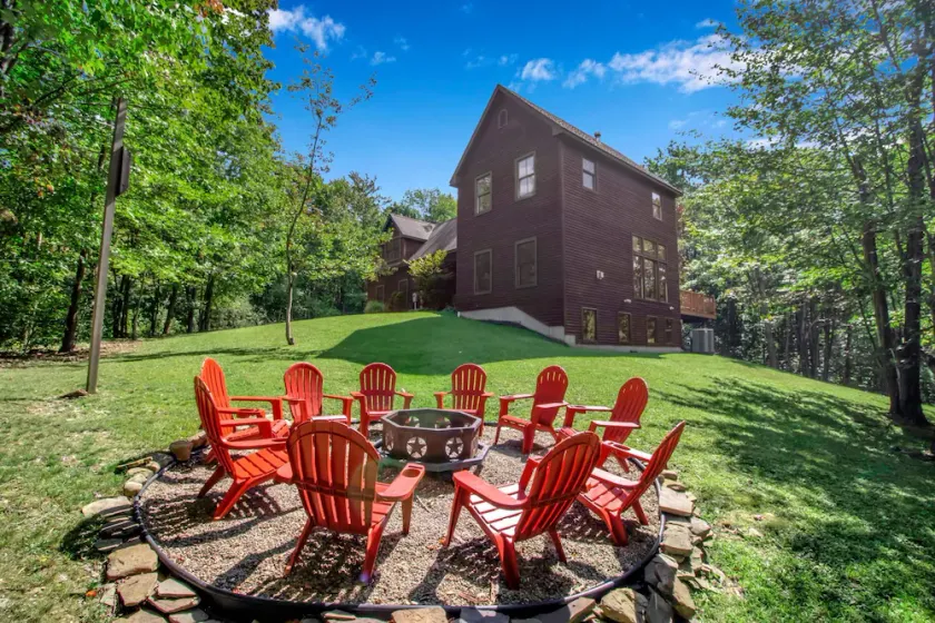 Ellicottville Treetop Retreat: All seasons Ellicottville Chalet - Image 1