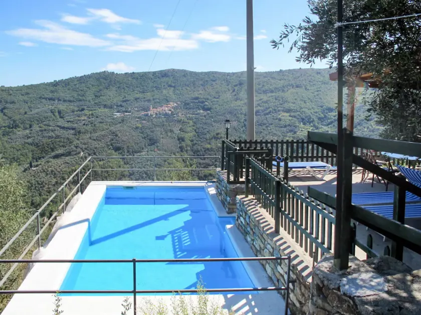Maravillosa casa de vacaciones privada con piscina privada, WIFI, TV, terraza, vista panorámica - Image 1