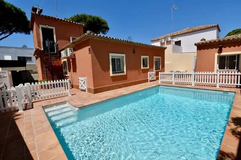 Villa mit toller Lage! 500m zum Strand - Image 1
