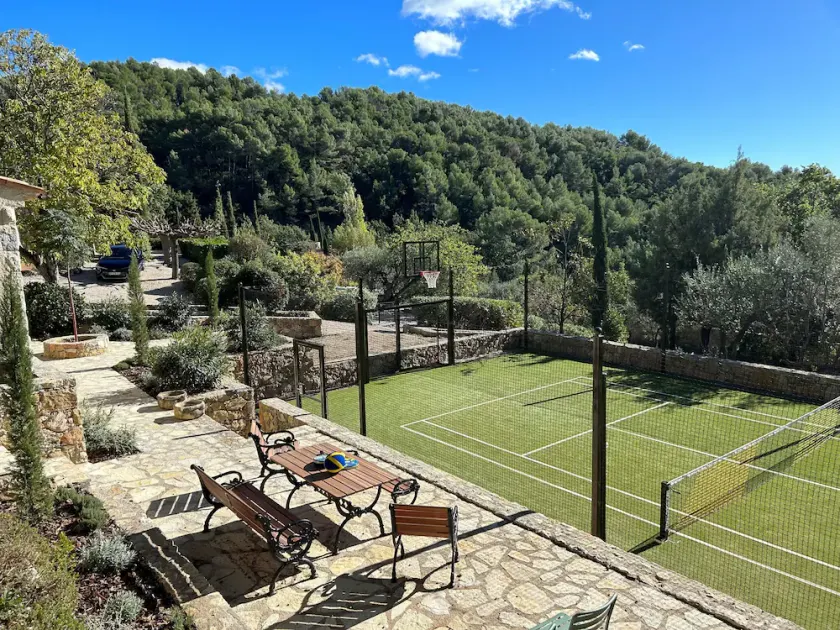 Fantastisk provencalske stenhus med utrolig udsigt og have - Image 1