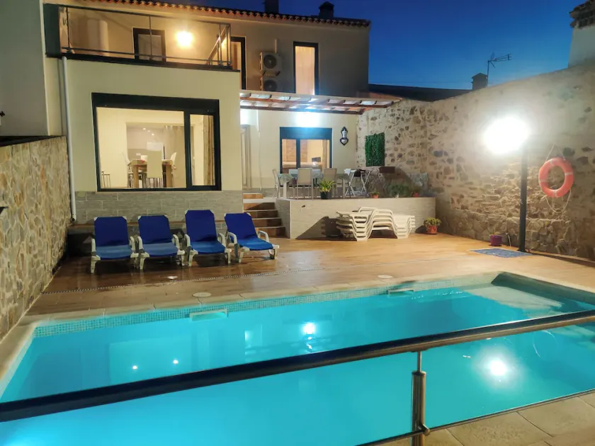 Vacation home in Baixo Alentejo, with swimming pool and barbecue, half an hour from the Algarve - Image 1