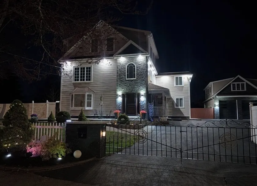 Last minute booking!Luxury apartmentWithporch close to Salisbury beach. Sleep 6. - Image 1