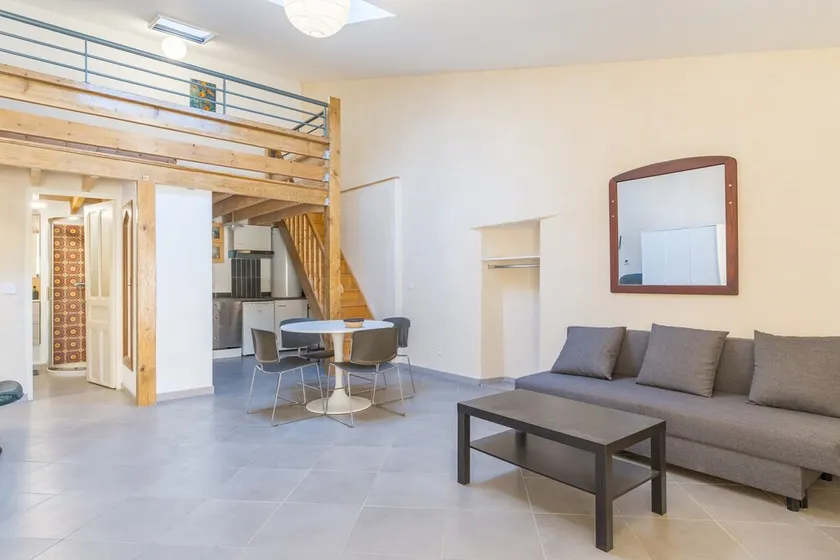 Spacious 50 m² Apartment – 2 Rooms Including Mezzanine n3 - Image 1