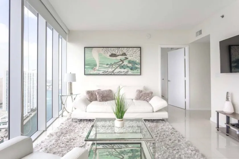 ** W ICON BRICKELL-LUXURY UNIT- FREE SPA** - Image 1