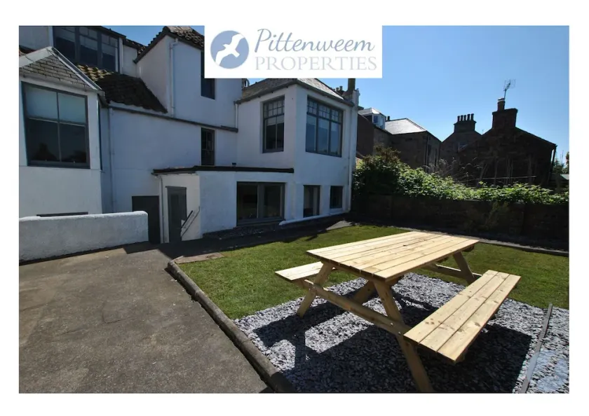 Carstairs House- fabulous family home by the sea - Image 1