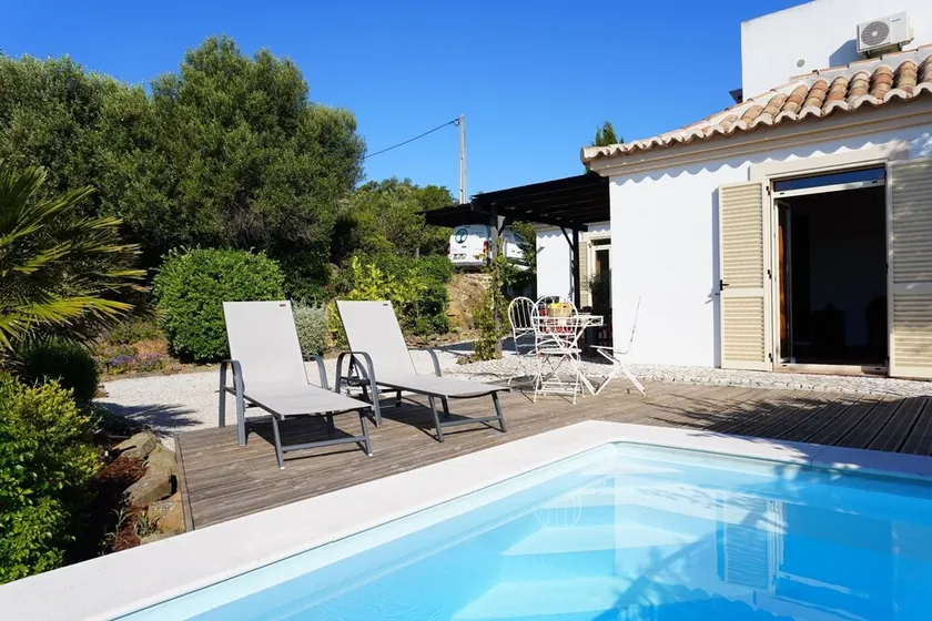 Villa Eterno: A Charming Hilltop Retreat, with plunge pool - Image 1