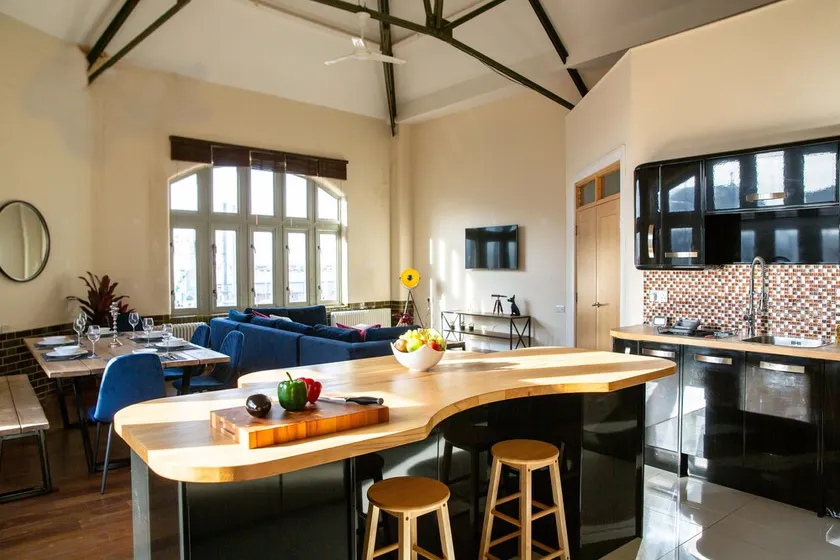 Post Office Penthouse - Image 1