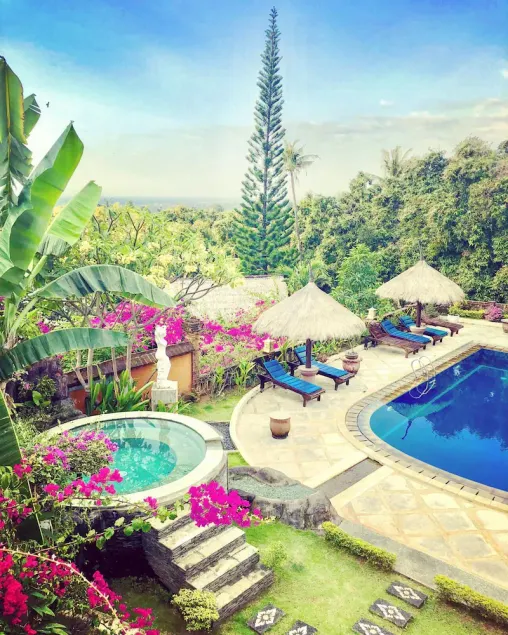 Seaview Villas in Tropical Garden with Staff and Car! Group bookings possible! - Image 1