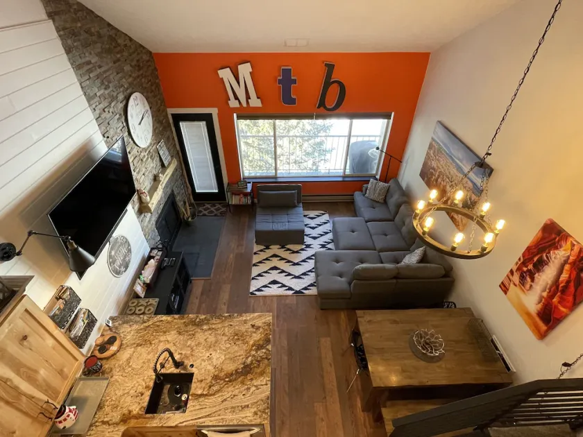 BEST Location next to Giant Steps Ski Lift! FUN Cozy Condo! - Image 1