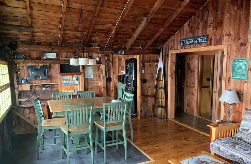 Cozy Cottage on Lake Winni - Image 1
