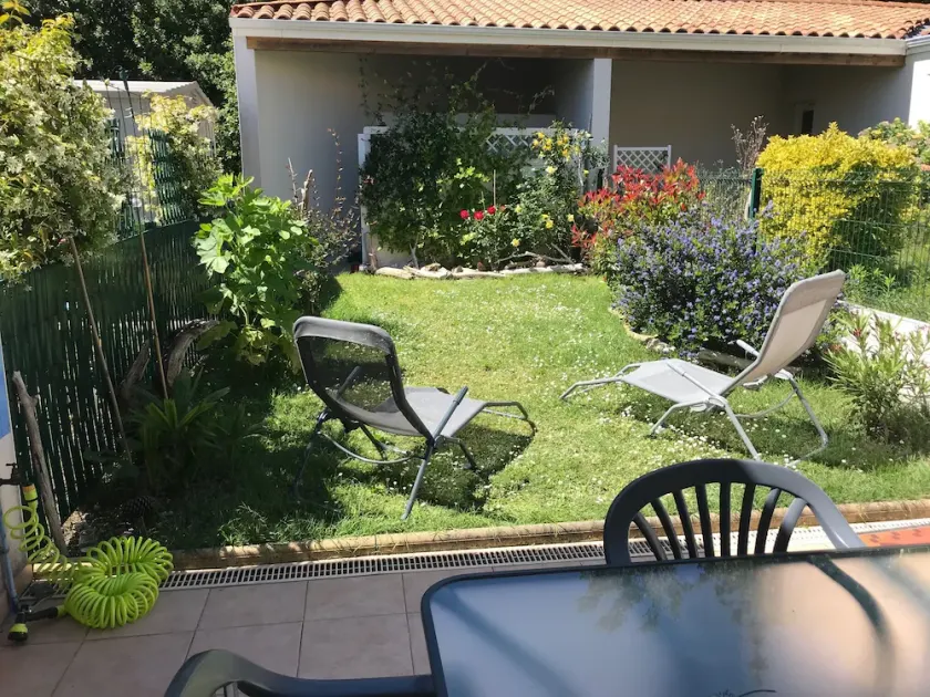 Meschers - Maison de plain pied sur la côte de Beauté, proche de Royan - Image 1