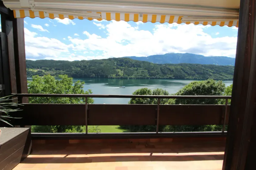 Ensolarado apartamento de 2 quartos com uma vista fantástica do Lago Millstatt - Image 1