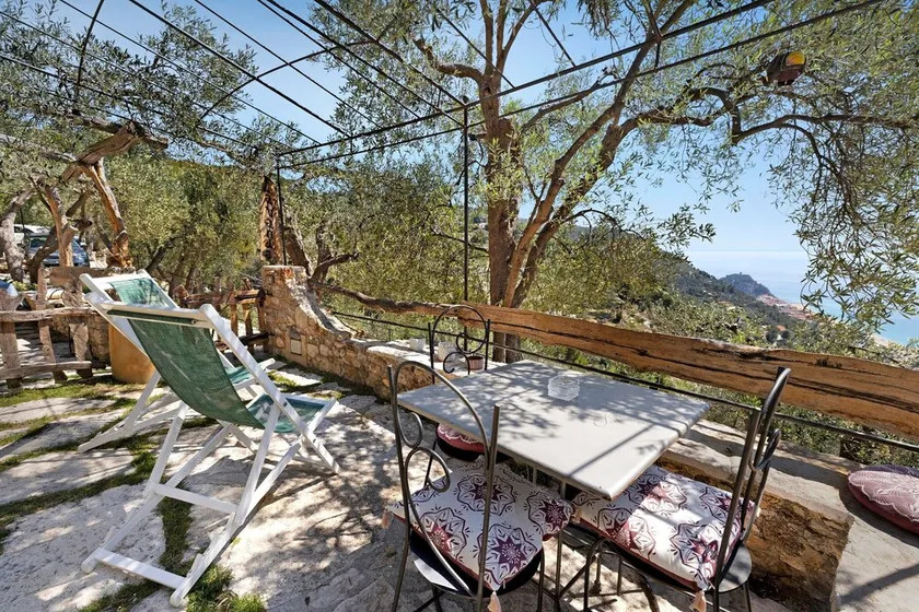 'Lavanda' Apartment with Sea View, Garden, and Wi-Fi - Image 1