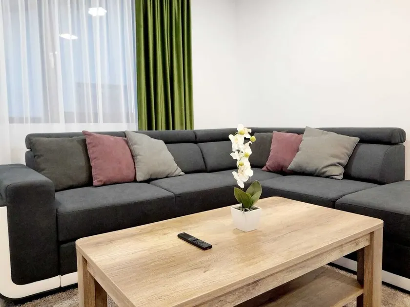 Vila cu 3 dormitoare,living, bucatarie,  foisor si gratar in apropiere de Brasov - Image 1