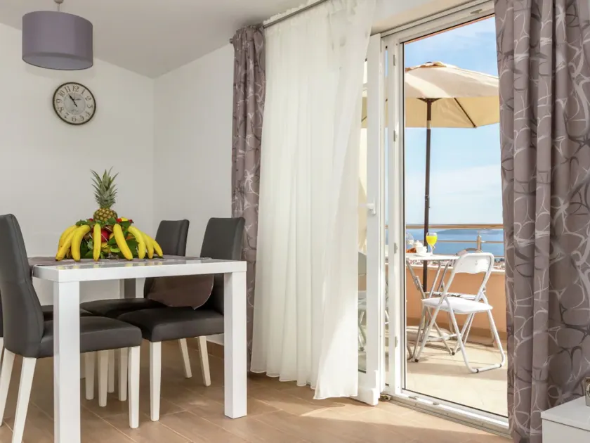 Beautiful Apartment in Between Split and Trogir - Image 1