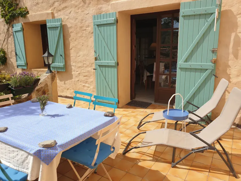 On vacation with the dog? House with enclosed garden in the center of Roquebrun. - Image 1