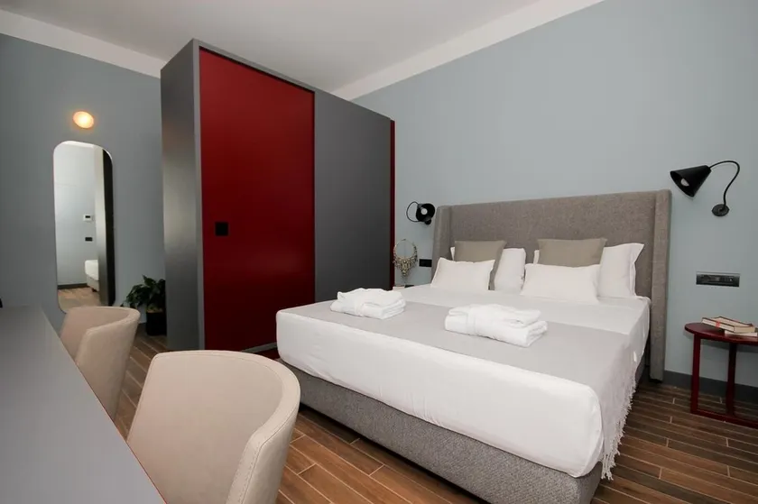 Two Bedroom Apartment - Image 1