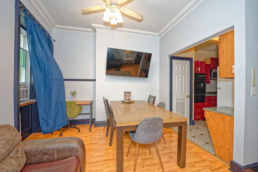 ✨Historic Full Amenities 2BR Apt @Downtown Albany - Image 1