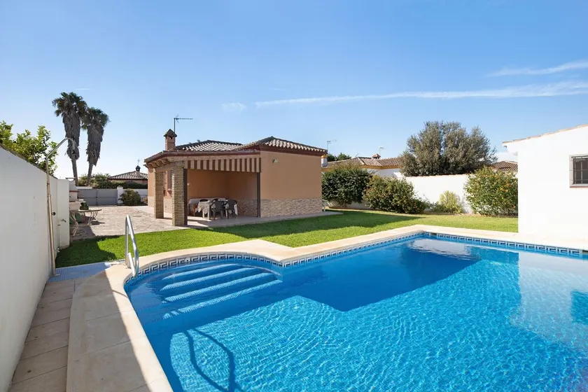 Casa de vacaciones \"Las Golondrinas\" con piscina privada, terraza privada y Wi-Fi - Image 1