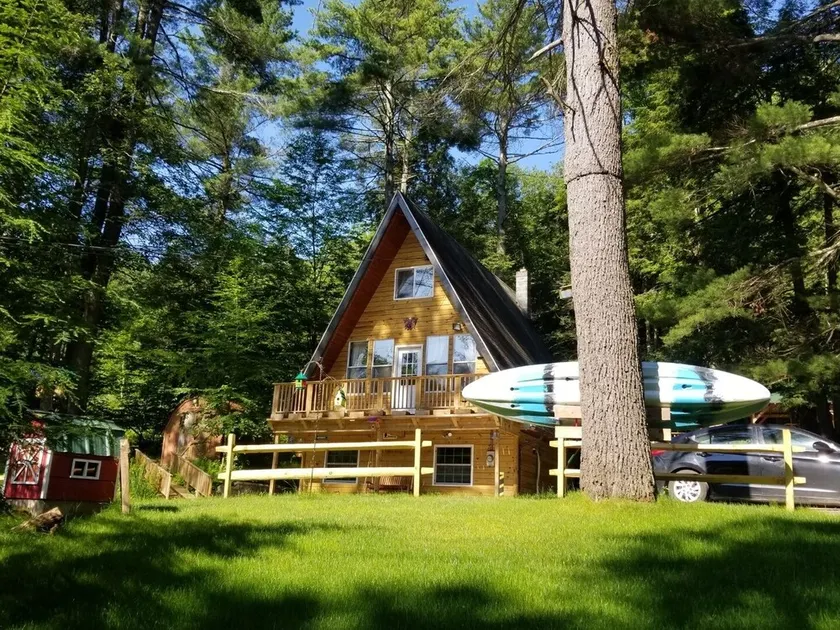 Your own private Pine House! - Image 1