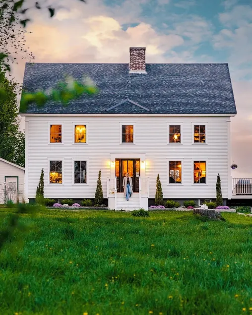 Kingdom Carriage House, Historic Home on 35 Acres in the Northeast Kingdom - Image 1