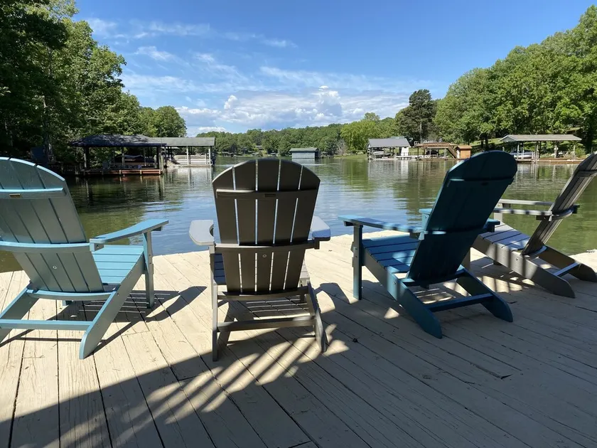 All Docked Out - Charming Waterfront Home, Spacious Dock  - Image 1