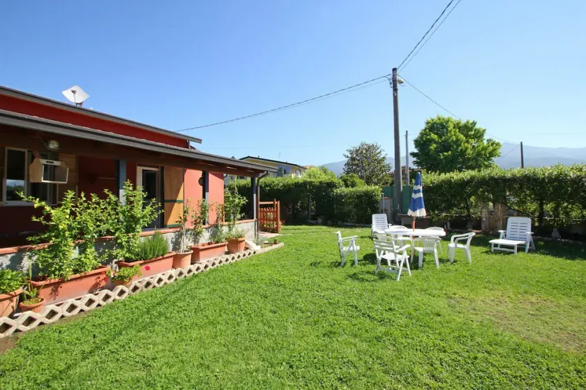 Utopia - House at 1,4Km from the Sea for 5 People with Garden - Image 1